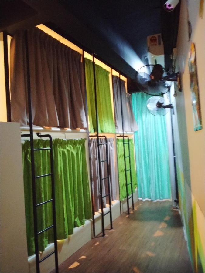 Joka-Joka Guesthouse Malacca Exterior foto