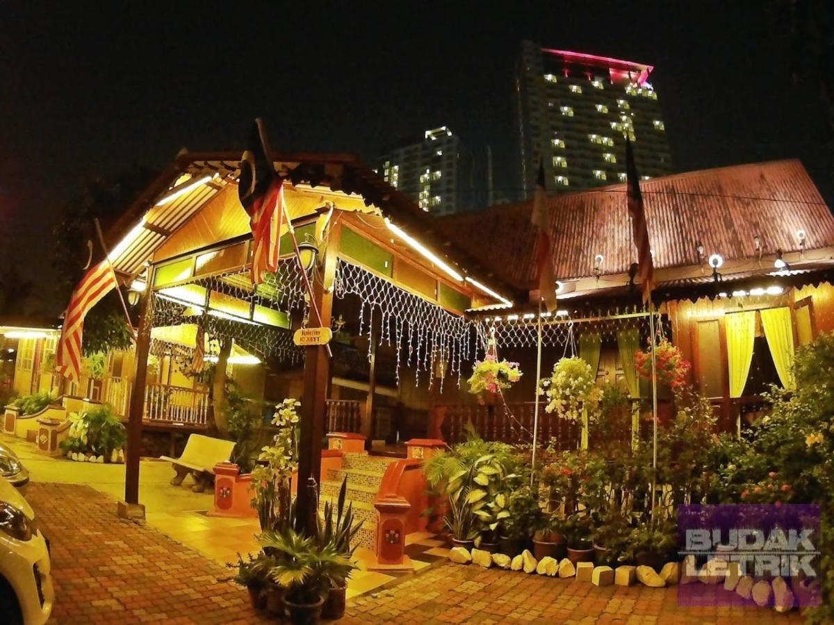 Joka-Joka Guesthouse Malacca Exterior foto